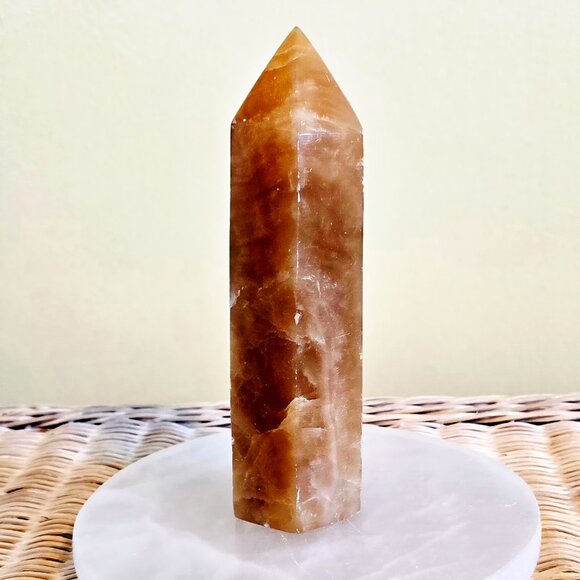 Aragonite Tower – Stability + Earth Energy - Picture 2 of 4